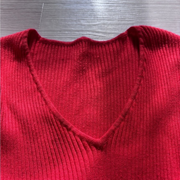 Red V-Neck Ribbed Sweater - Picture 2 of 3